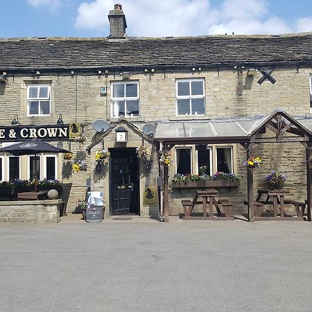 The Rose And Crown Hotel Huddersfield Buitenkant foto